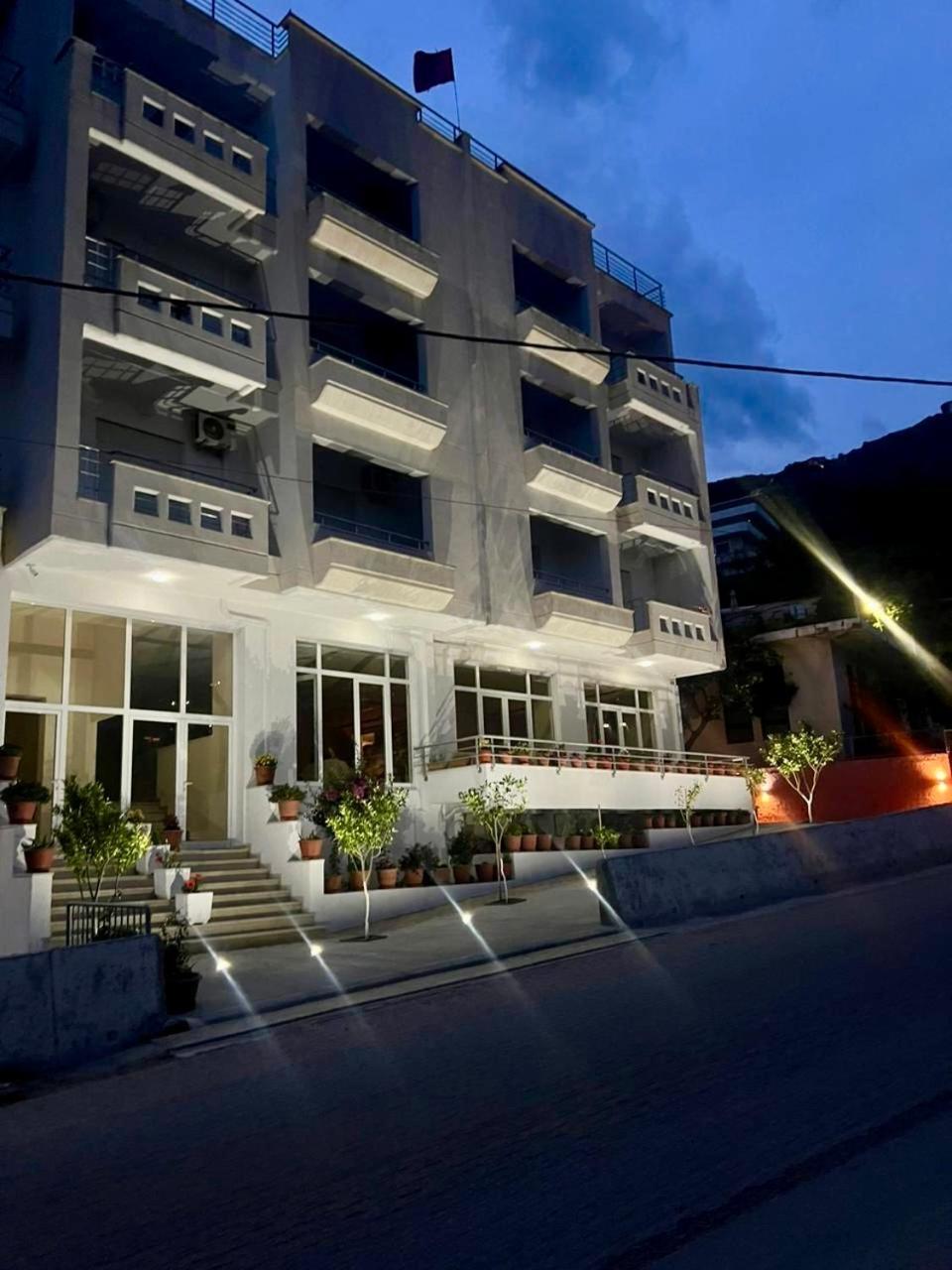 Residence David Vlorë Extérieur photo