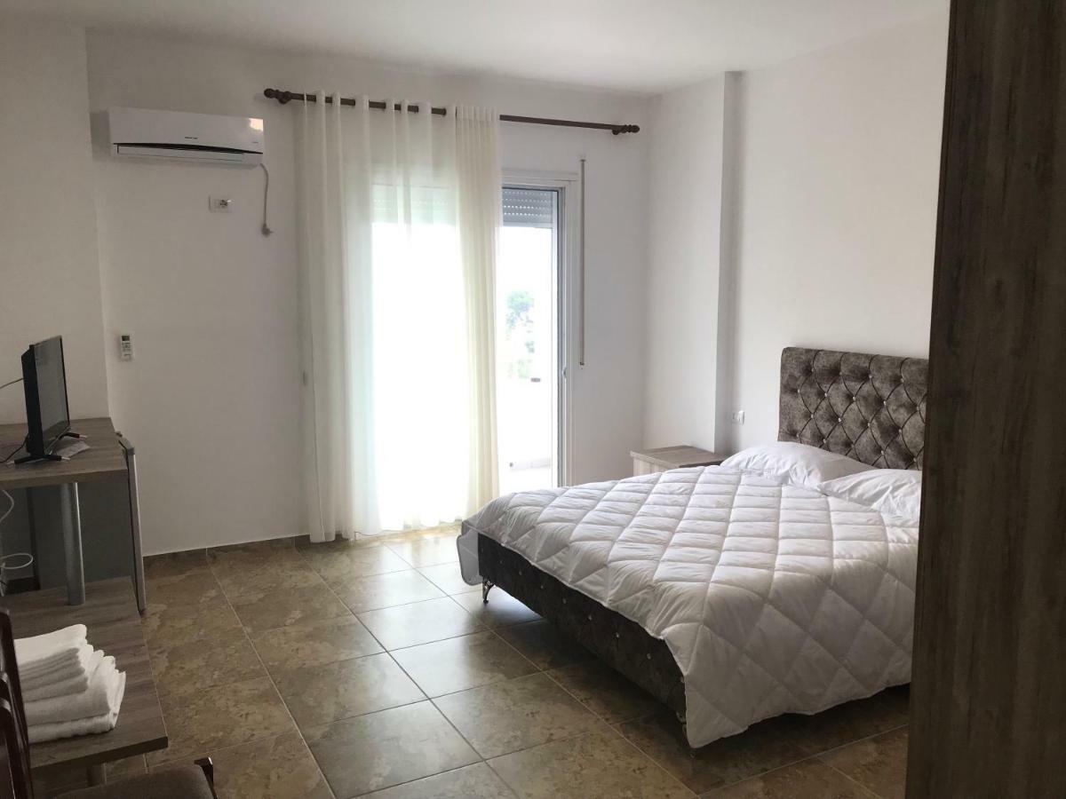 Residence David Vlorë Extérieur photo